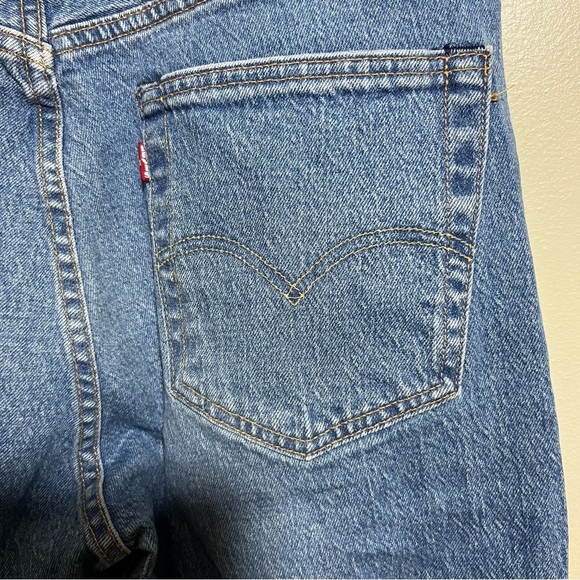 Levi’s Premium 501 ‘93 Straight Fit Men’s Jeans Basil Sky Destructed Medium Wash - Picture 10 of 16